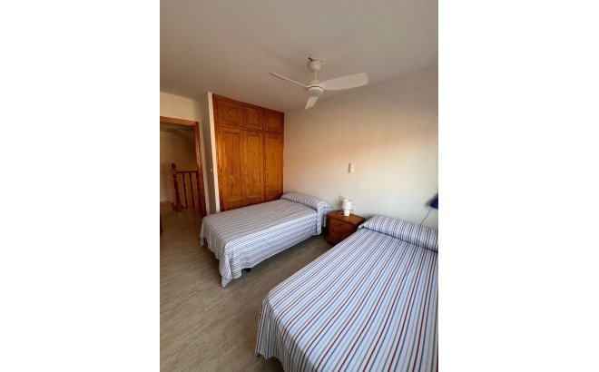 Resale - Town House -
Orihuela Costa - Campoamor