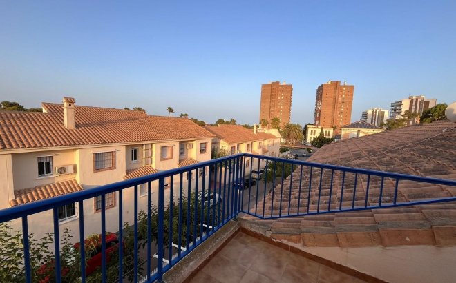 Resale - Town House -
Orihuela Costa - Campoamor
