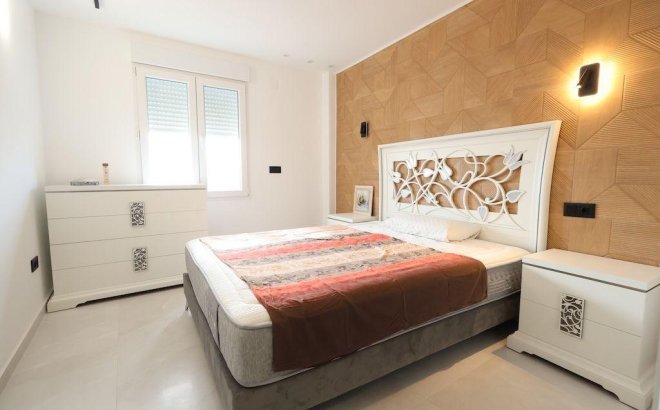 Resale - Apartment -
Pilar de la Horadada - Costa Blanca