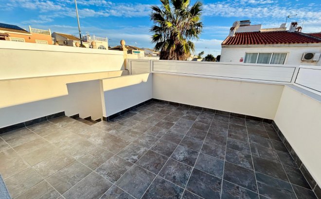 Herverkoop - Town House -
Torrevieja - Costa Blanca