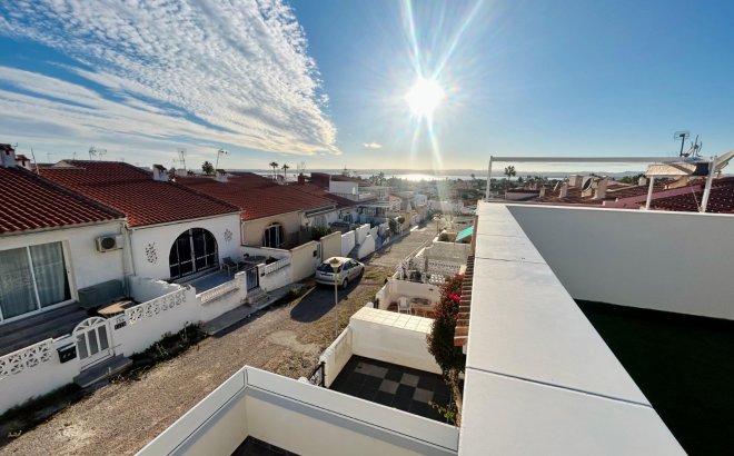 Herverkoop - Town House -
Torrevieja - Costa Blanca