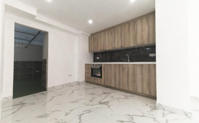 Resale - Apartment -
Torrevieja - Playa De Los Naufragos