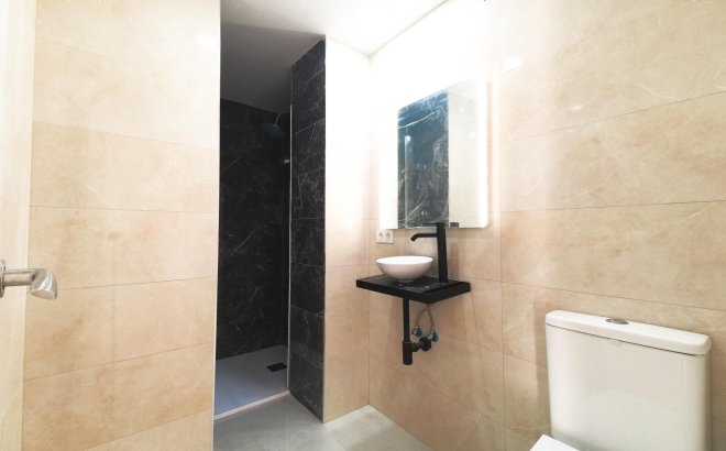 Resale - Apartment -
Torrevieja - Playa De Los Naufragos