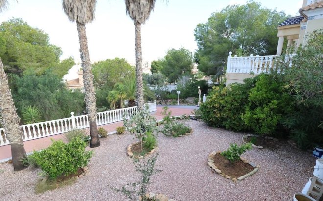 Resale - Villa -
Orihuela Costa - Costa Blanca