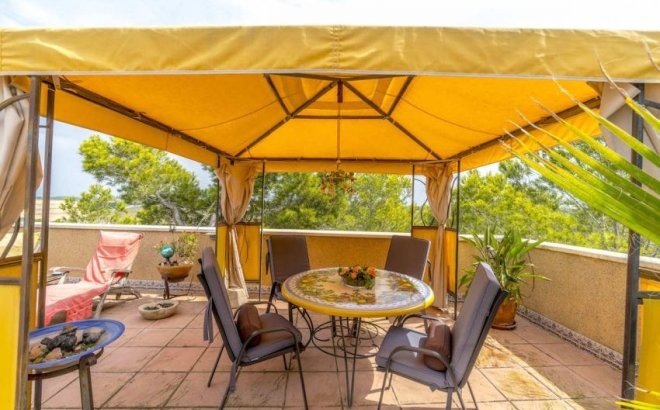 Resale - Villa -
Pinar de Campoverde - Inland