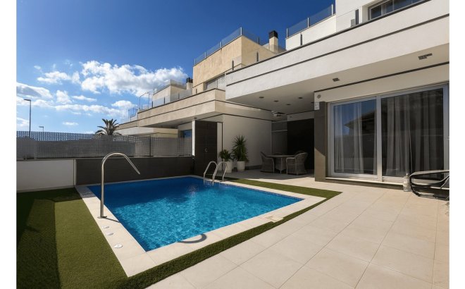 Resale - Villa -
Orihuela Costa - Costa Blanca