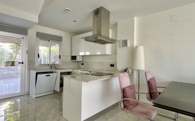 Resale - Villa -
Orihuela Costa - Costa Blanca