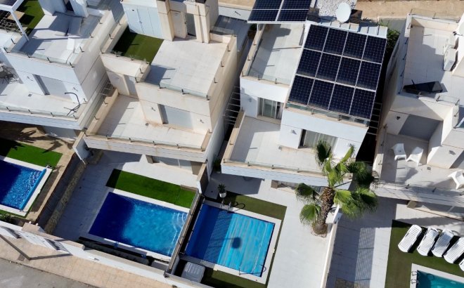 Resale - Villa -
Orihuela Costa - Costa Blanca