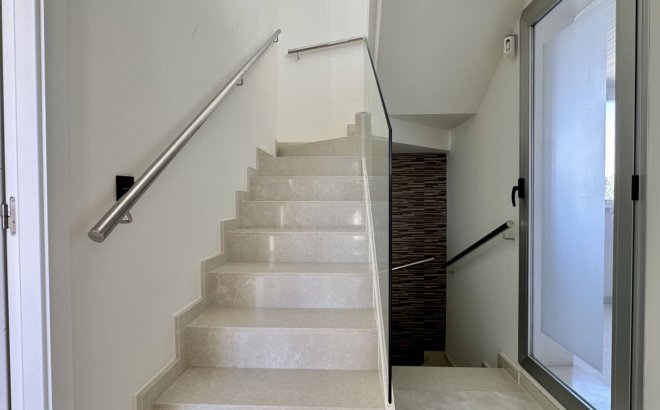 Resale - Villa -
Orihuela Costa - Costa Blanca