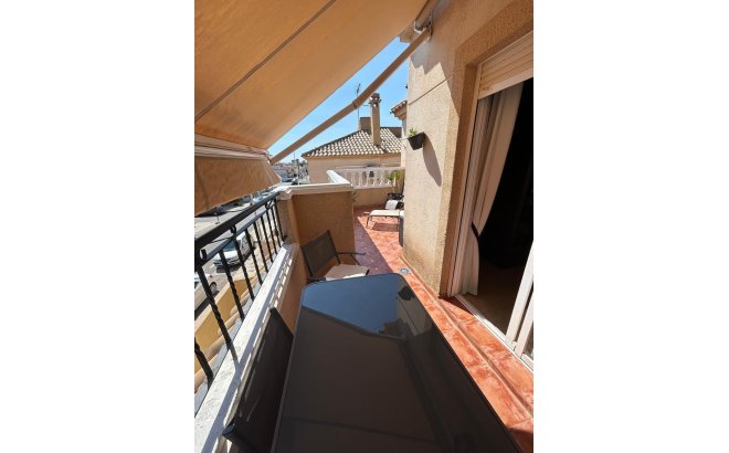 Resale - Bungalow -
Torrevieja - Aguas Nuevas