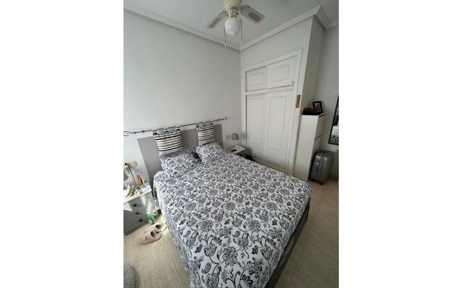 Resale - Bungalow -
Torrevieja - Aguas Nuevas