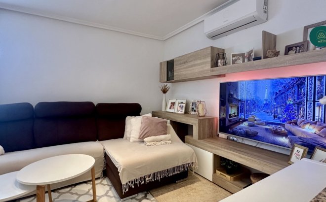 Resale - Town House -
Orihuela Costa - Costa Blanca