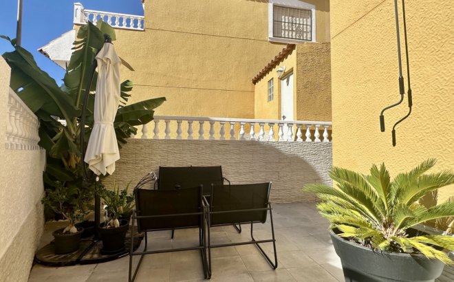 Resale - Town House -
Orihuela Costa - Costa Blanca