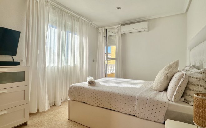 Resale - Town House -
Orihuela Costa - Costa Blanca