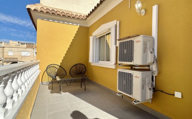 Resale - Town House -
Orihuela Costa - Costa Blanca