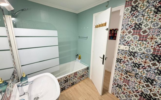 Resale - Apartment -
Torrevieja - Playa del Cura