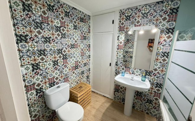 Resale - Apartment -
Torrevieja - Playa del Cura