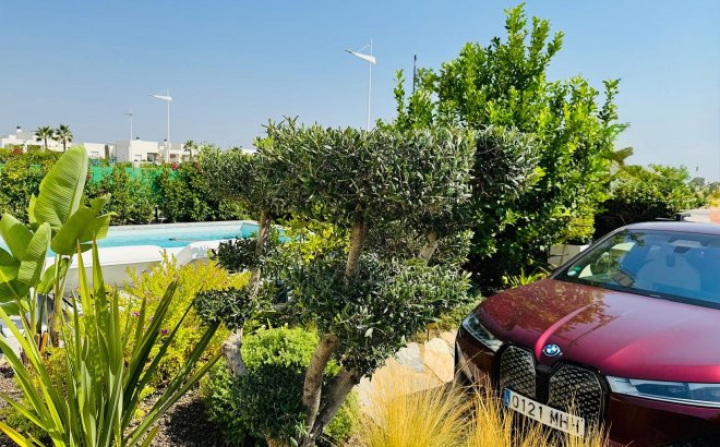 Resale - Villa -
La Finca Golf Resort - Inland