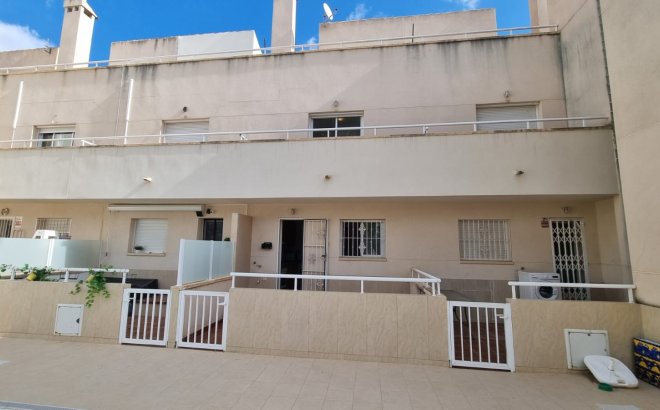 Resale - Town House -
Orihuela Costa - Costa Blanca