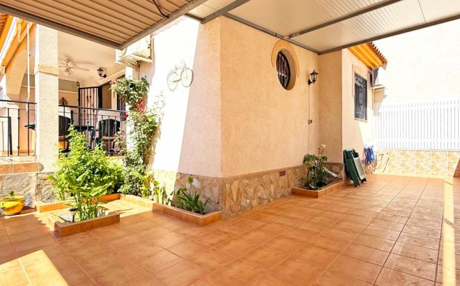 Resale - Town House -
Orihuela Costa - Costa Blanca