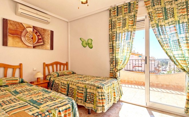 Resale - Town House -
Orihuela Costa - Costa Blanca