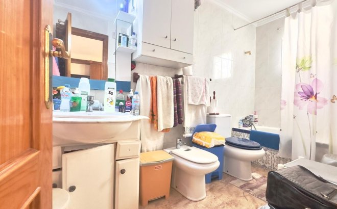 Revente - Penthouse -
Torrevieja - Estacion De Autobuses