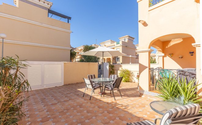 Resale - Quad House -
Orihuela Costa - PAU 8