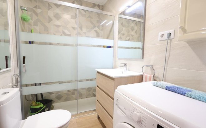 Resale - Apartment -
Torrevieja - Costa Blanca