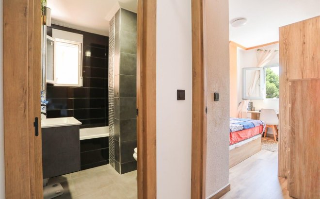 Resale - Apartment -
Orihuela Costa - Playa Flamenca