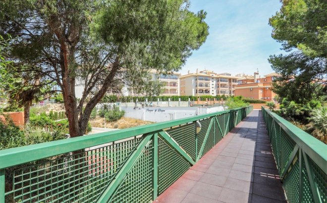 Resale - Apartment -
Orihuela Costa - Playa Flamenca