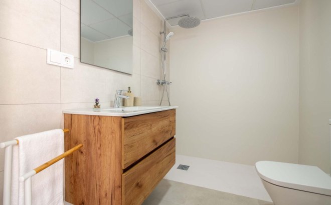 Nouvelle Construction - Town House -
Cox - San Fernando