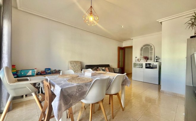 Resale - Apartment -
Torrevieja - Centro