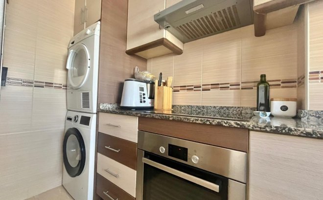 Resale - Apartment -
Torrevieja - Centro