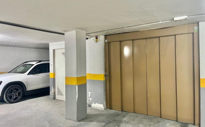 Resale - Apartment -
Torrevieja - Centro