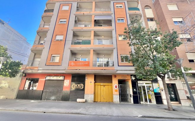 Resale - Apartment -
Torrevieja - Centro