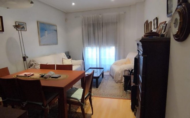 Revente - Appartement -
Torrevieja