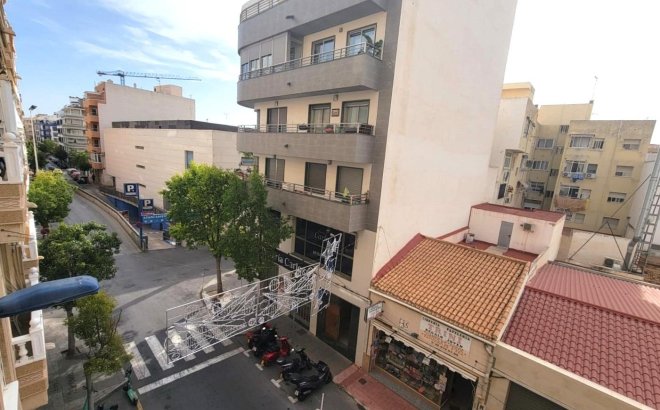 Resale - Apartment -
Torrevieja - Playa del Cura