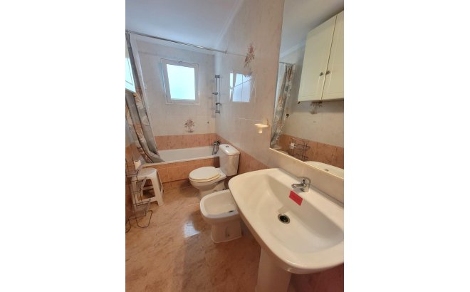 Resale - Apartment -
Torrevieja - Playa del Cura