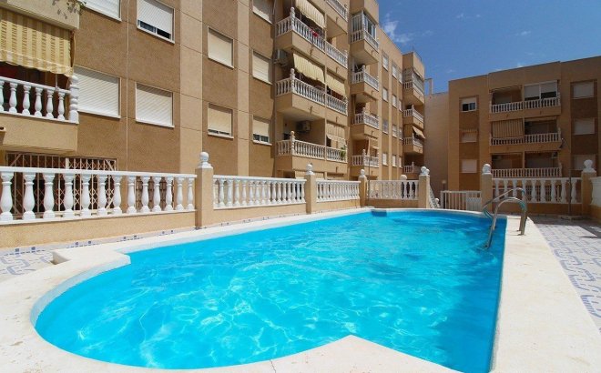 Resale - Apartment -
Torrevieja - Playa del Cura
