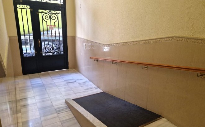 Resale - Apartment -
Torrevieja - Playa del Cura