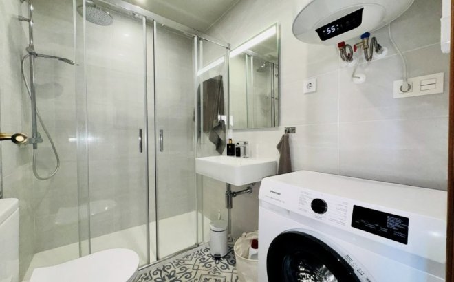 Resale - Apartment -
La Mata - Costa Blanca