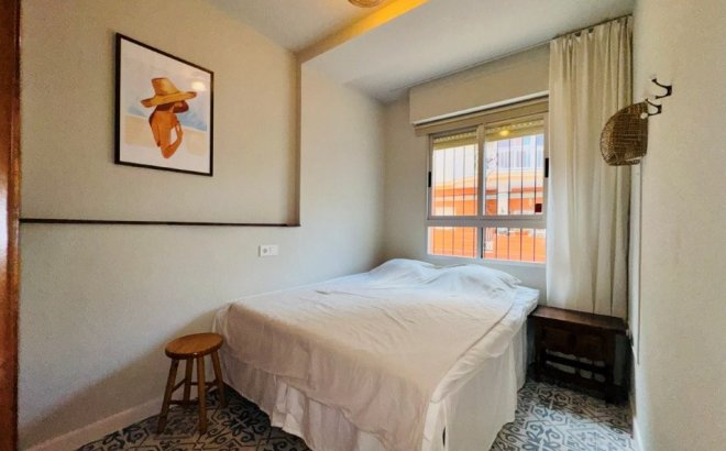 Resale - Apartment -
La Mata - Costa Blanca