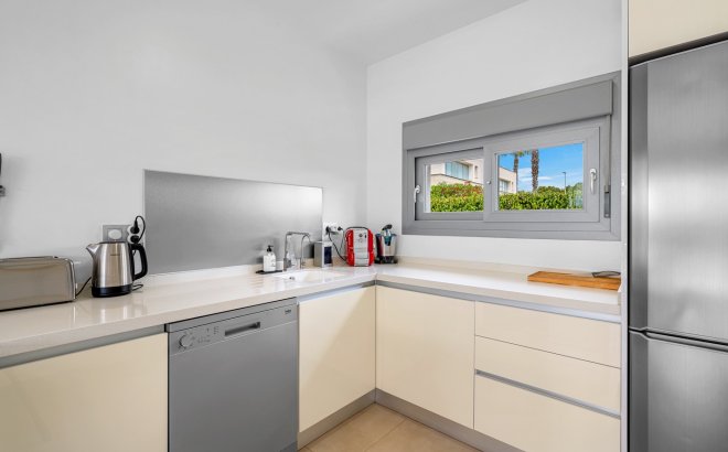 Resale - Villa -
Orihuela Costa - Costa Blanca