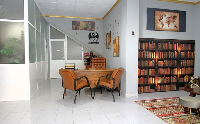 Resale - Commercial -
Torrevieja - Las Piscinas Naturales