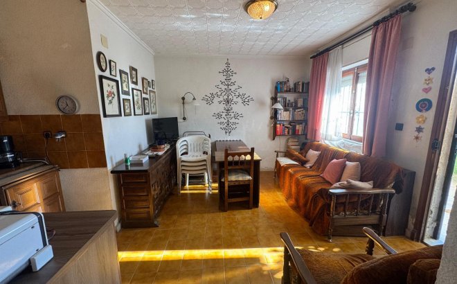 Resale - Bungalow -
Torrevieja - Costa Blanca