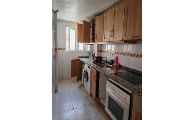 Resale - Apartment -
Torrevieja - Centro