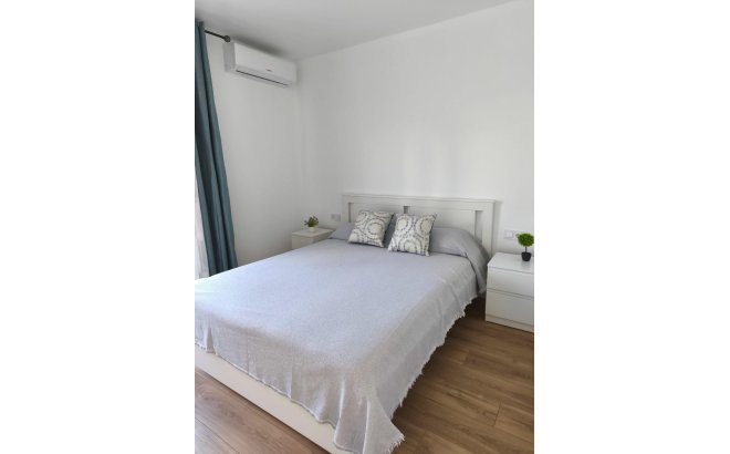 Herverkoop - Town House -
Torrevieja