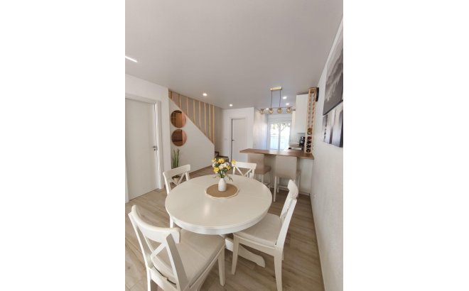 Herverkoop - Town House -
Torrevieja