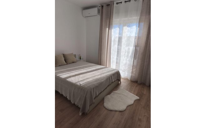 Herverkoop - Town House -
Torrevieja