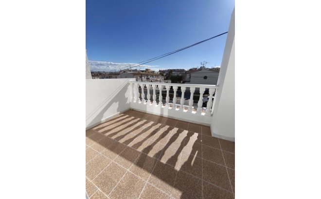 Herverkoop - Town House -
Torrevieja